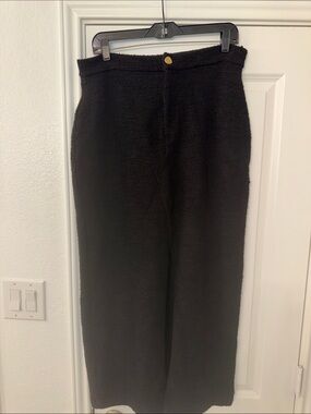 Zara Woman’s Long Black Fitted Skirt - Comfortable Cozy Fit